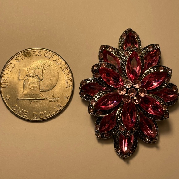 Vintage Large Pink Crystal Rhinestone Layered Flower Brooch Pin/Pendant - Picture 6 of 9